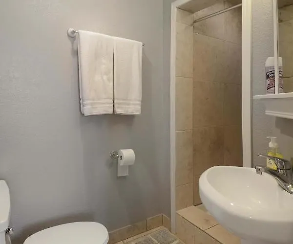 Holiday home 4 Bdr, Two Master Suite, Billiards & Desert Oasis Pool Scottsdale